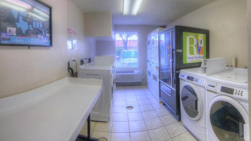 Intown Suites Extended Stay Select Orlando Fl - Ucf Alafaya 외부 사진